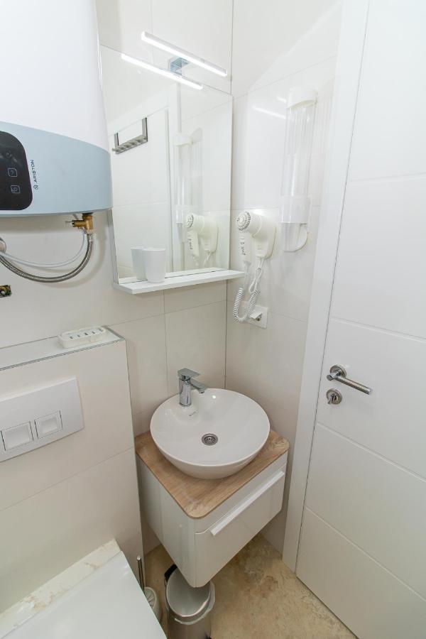 Luxury Apartments Iris Mostar Dış mekan fotoğraf