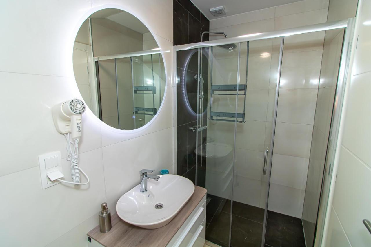 Luxury Apartments Iris Mostar Dış mekan fotoğraf